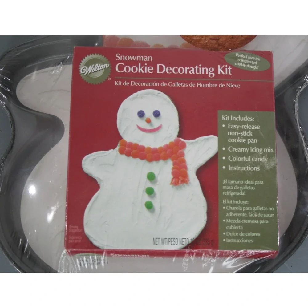 Wilton Snowman Cookie Decorating Kit Pan Non Stick Winter Holiday‎